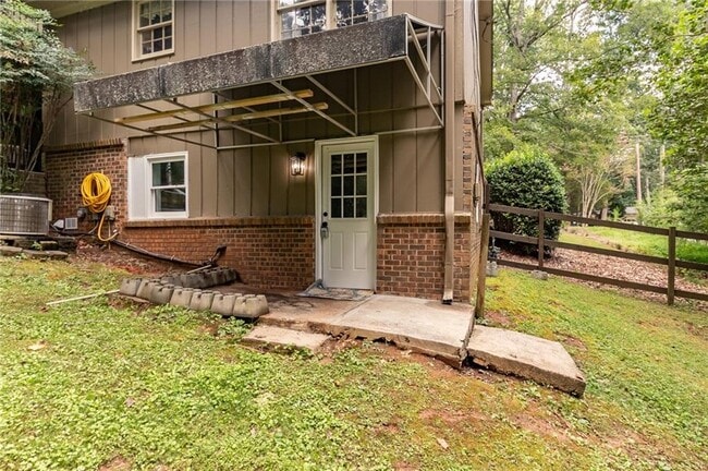 Building Photo - 4932 Rock Haven Dr SW Rental
