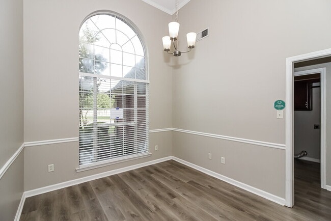 Photo - 4845 Shadow Pine Cove