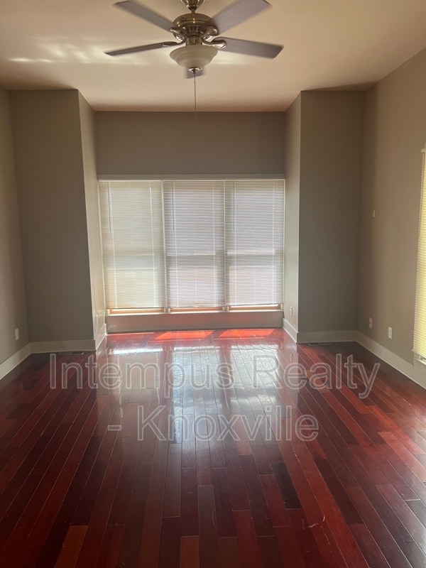 Photo - 229 Deaderick Ave