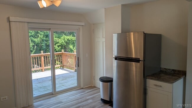 Photo - 170 Glen Ave