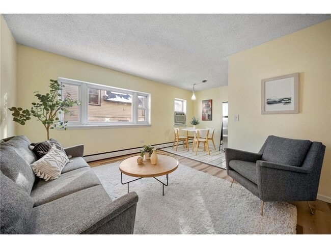 Photo - 2747 DuPont Ave S Unit 201