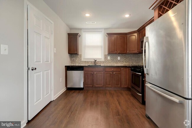 Building Photo - 3724 Mark Dr Rental
