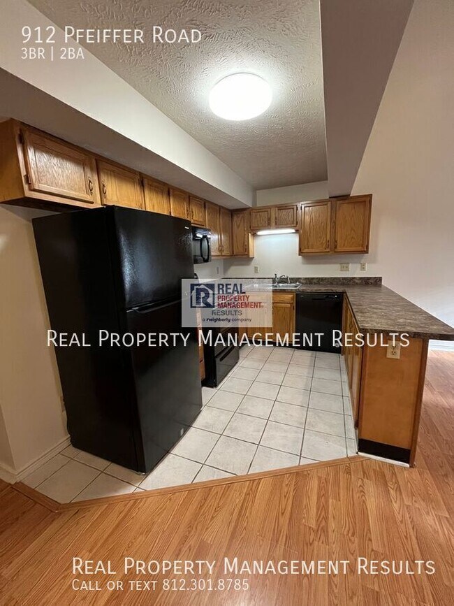 Photo - 912 Pfeiffer Rd