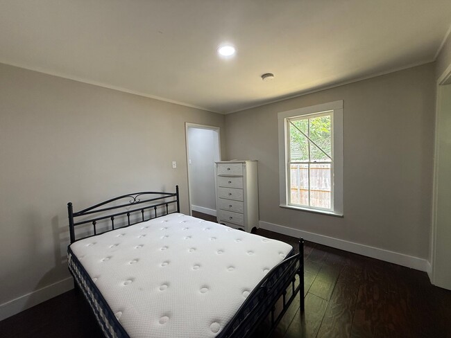 Photo - Downtown Living- Prime 1-Bed Unit for Just $900/Mo!