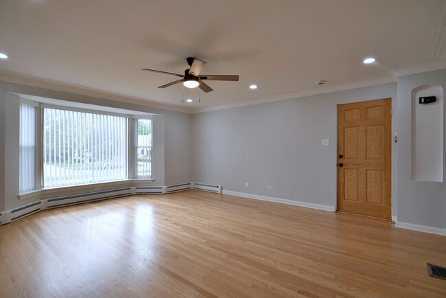 Photo - 1530 Clinton Pl