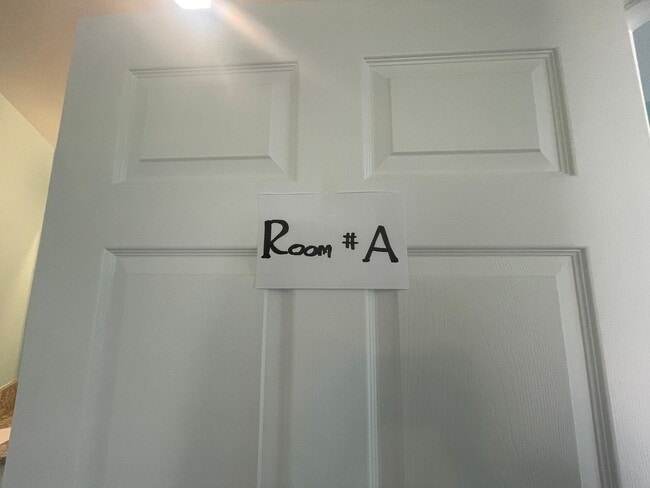 Photo - Renovated 3 UNITS right next to UH Manoa dormitory!!
