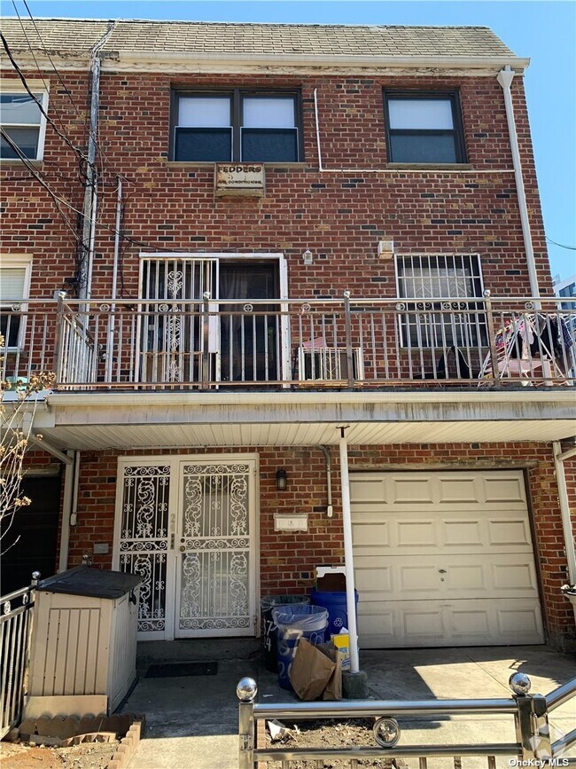 Building Photo - 87-24 52nd Ave Rental
