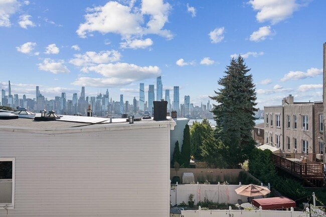 502 Gregory Ave Unit 2