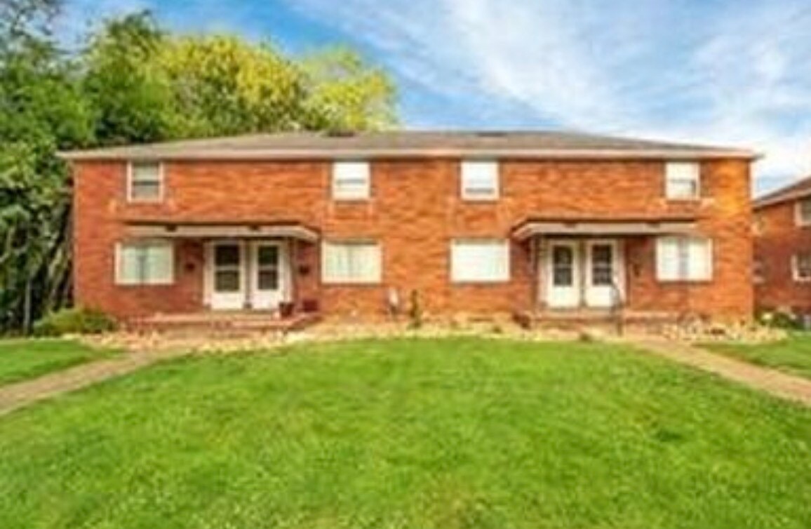 Photo - 604 Poplar Ave NW