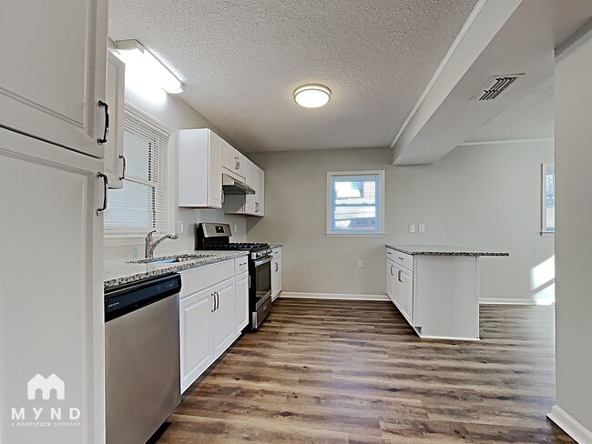 Photo - 2517 Devon Dr