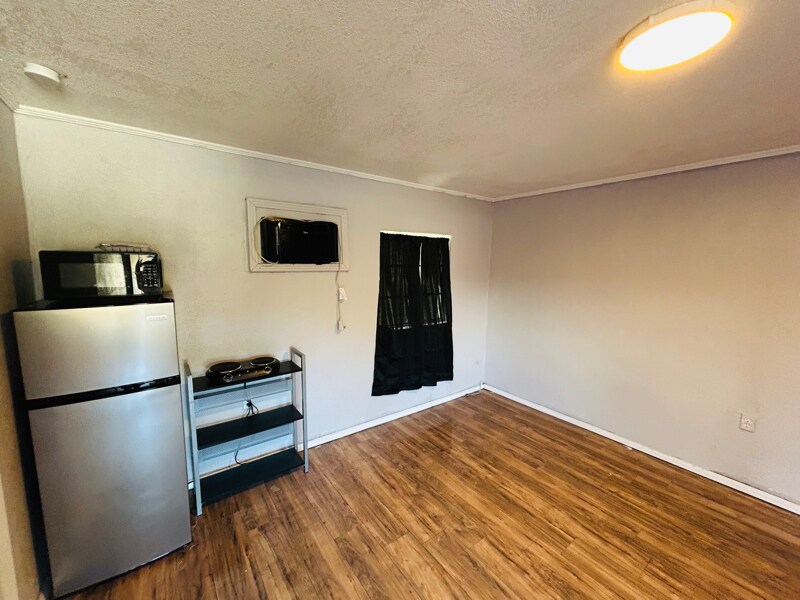 Photo - 553597 US-1 Unit 2