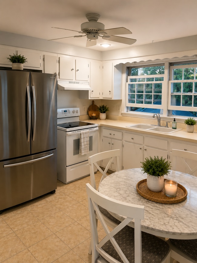 Kitchen (appliances included) - 104 Broad St Unit 104 Broad St