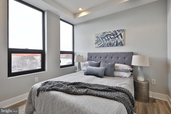 Photo - 1612 Cambridge St Unit 304