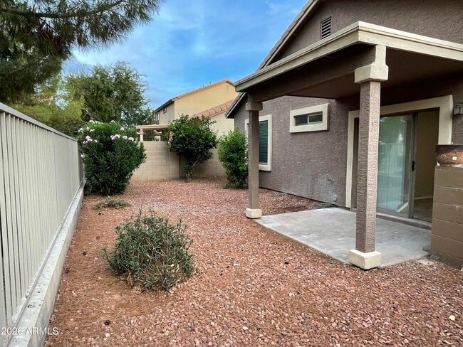 Photo - 1999 S Swan Dr