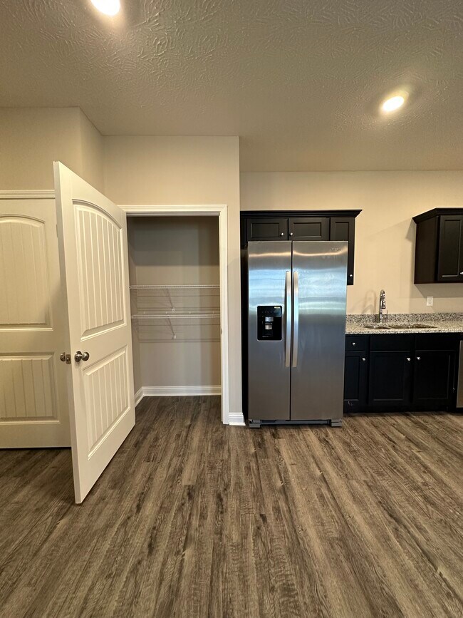 The Ridge at Walnut Valley Apartments Bowling Green, KY