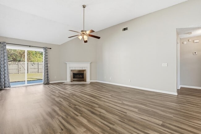 Photo - 10 Chamois Ct