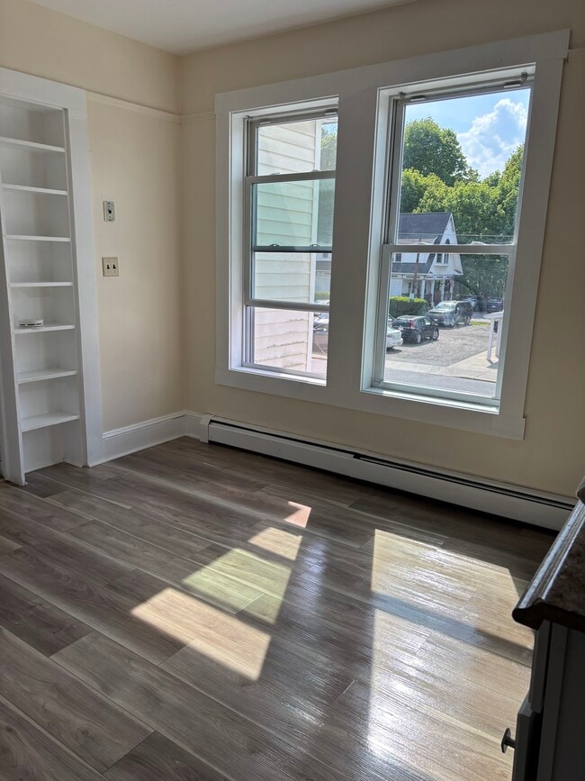 Building Photo - 4 Fairway Dr Unit 1 Bedroom Apartment Pawling