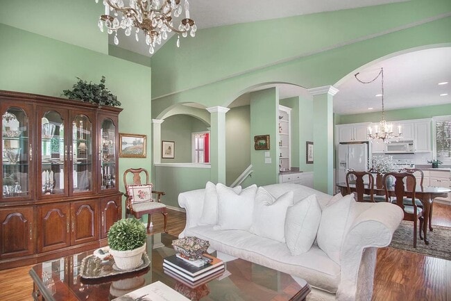 Photo - SOUTH SIDE HOLLAND 4 BED 3 BATH HOME
