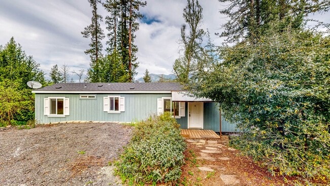 Photo - Gated 2 bedroom 1 bath at Pochini Family Farm!