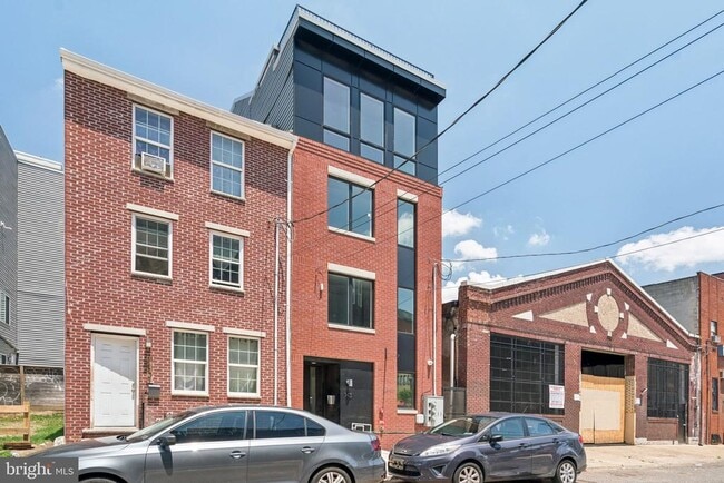 Photo - 1437 Parrish St Townhome