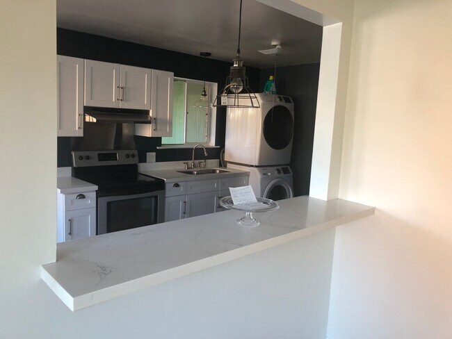 Photo - frl1920-1922 Unit 1920