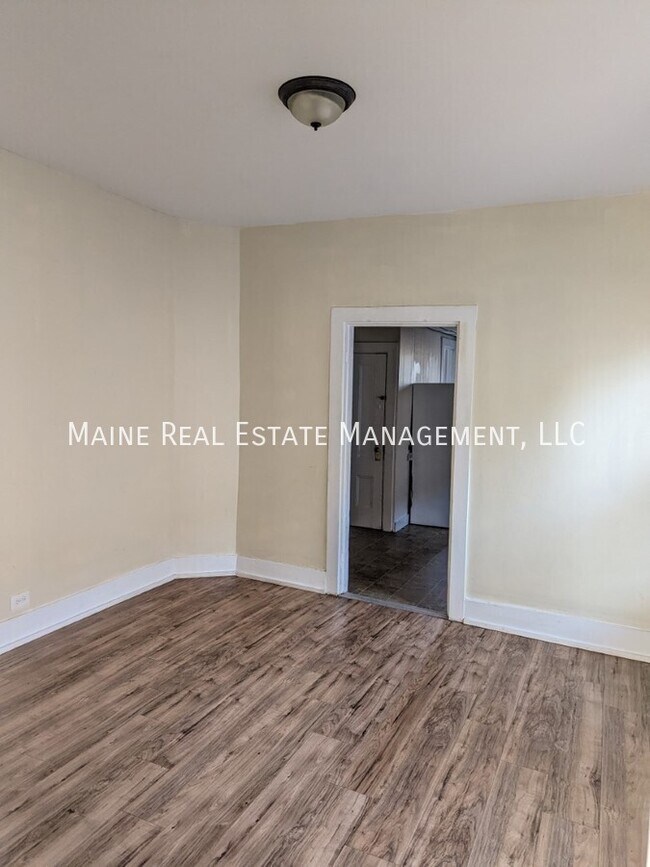 Photo - 456 Main St Unidad 2