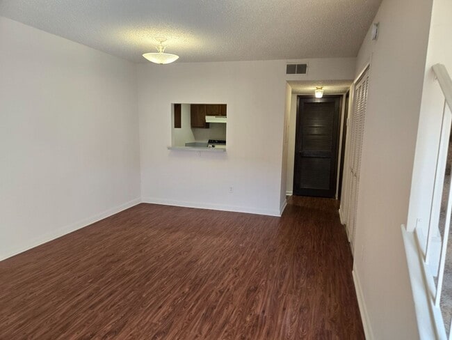 Building Photo - 1 Bedroom, 1.5 Bath Townhouse Unit 310J