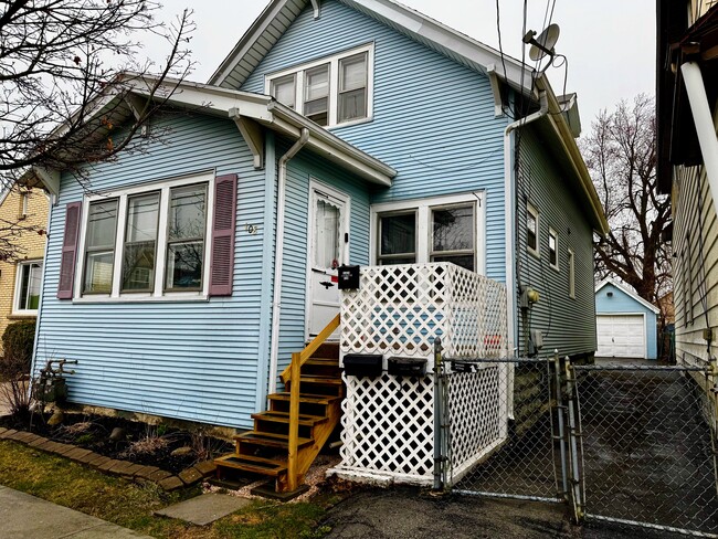 Building Photo - 108 David Ave Unit Home