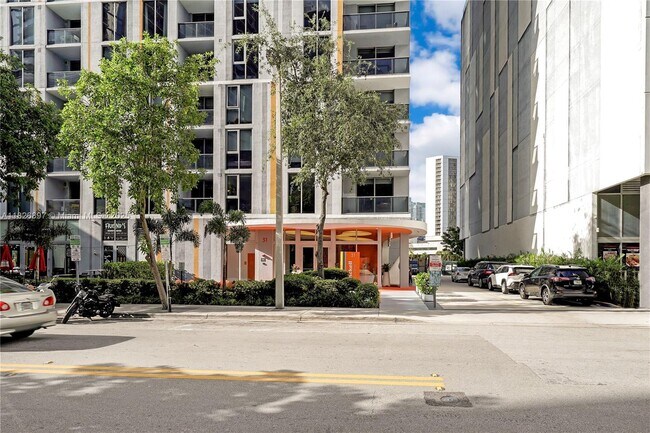 Photo - 31 SE 6th St Unit 2706