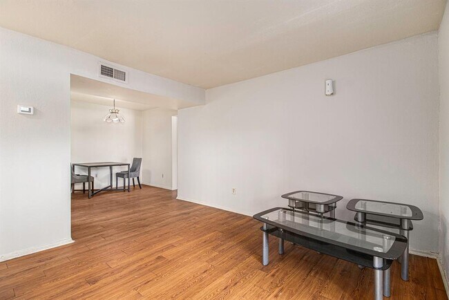 Photo - 8201 Richmond Ave. Unit 11