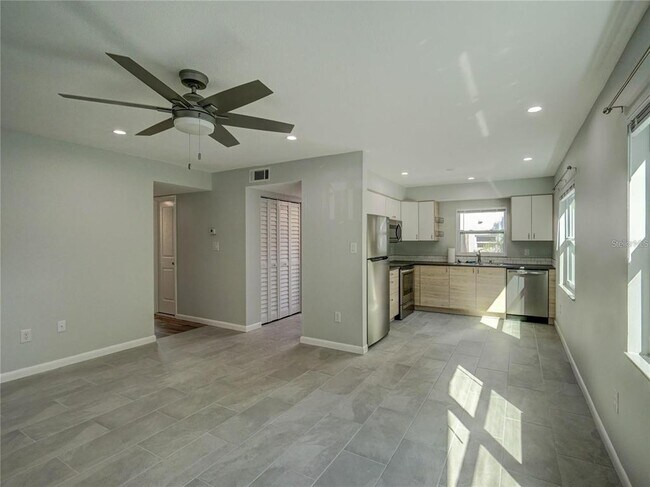 Photo - 1007 Sumner Blvd Unidad C