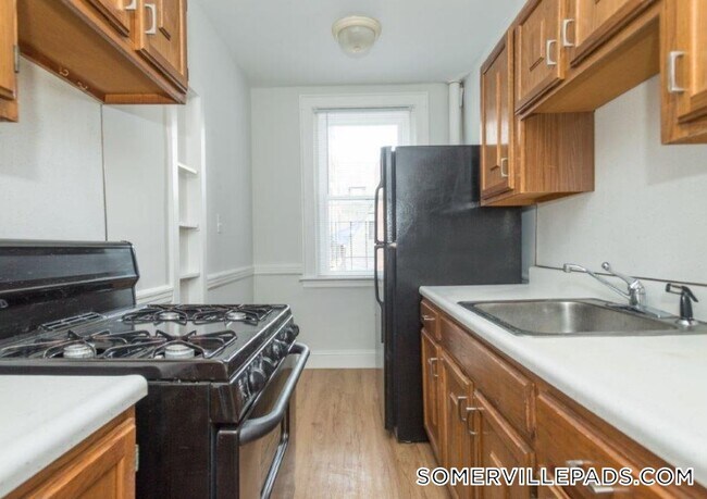 Photo - 136 Highland Ave Unit 14