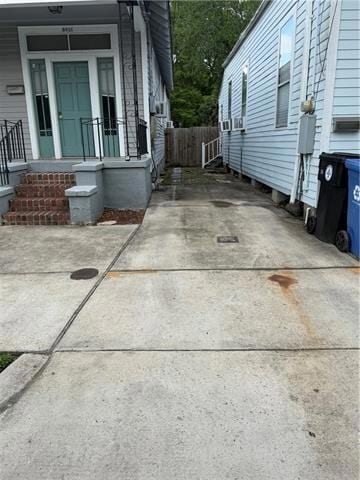 Photo - 8421 Cohn St