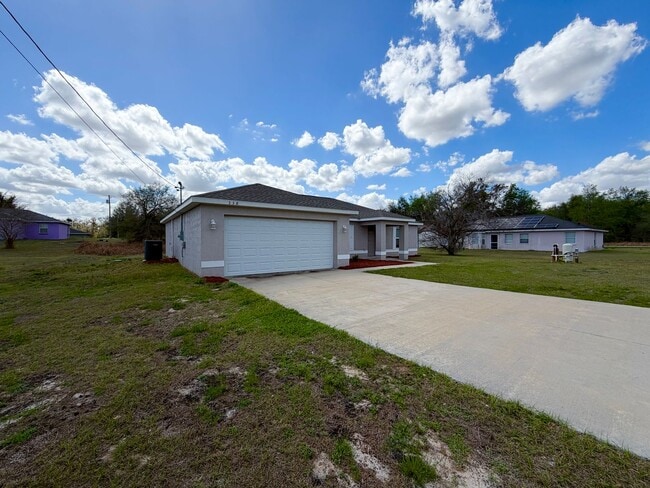 Photo - Desirable SE Neighborhood - 3/2/2 Silver Spring Shores **Available NOW**