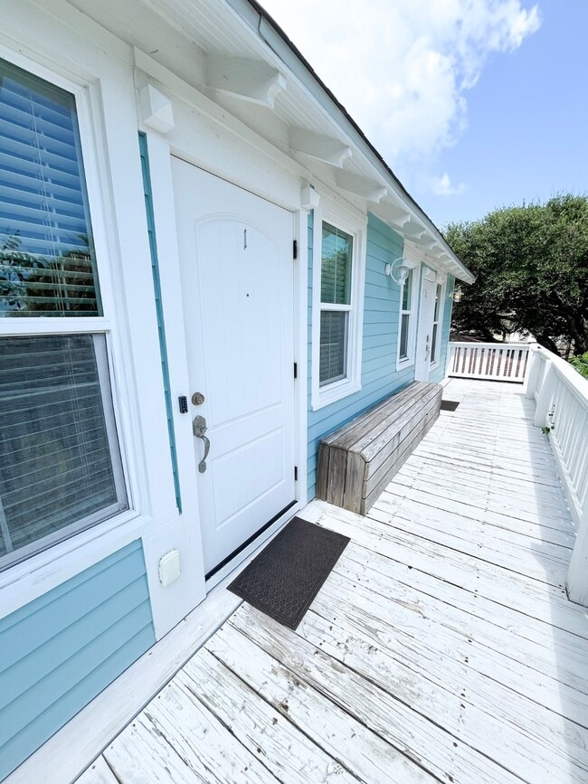Photo - 1820 Avenue O 1/2