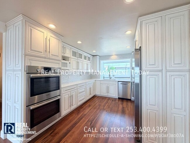 Photo - 1726 N Jackson Ave