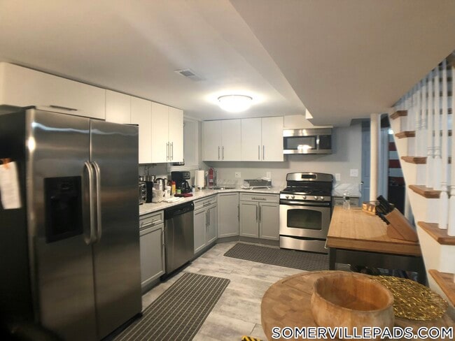 Photo - 98 Elm St Unit 1