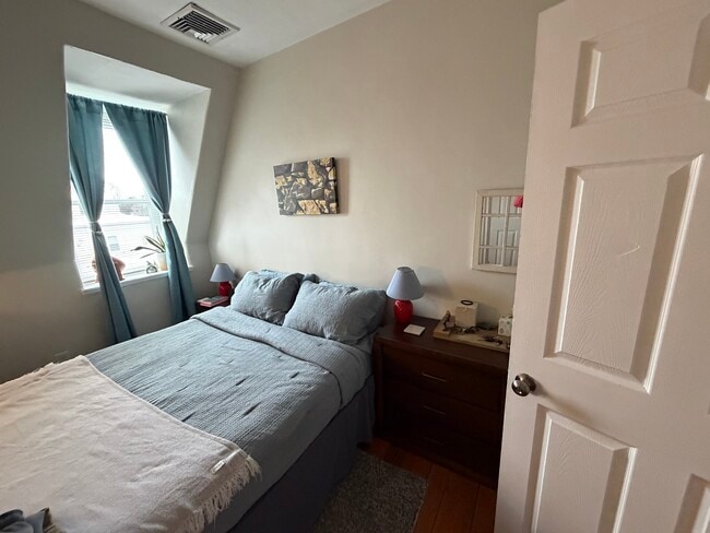 Photo - 123 Vinton St Unidad 123 Vinton Street Apt. 3