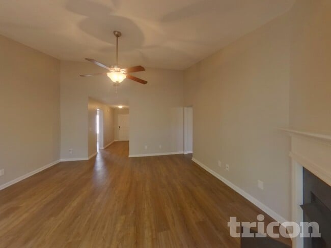 Photo - 5 Hamilton Pl Ct