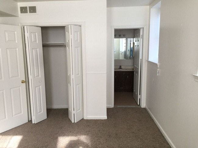 MH | 430 N West St