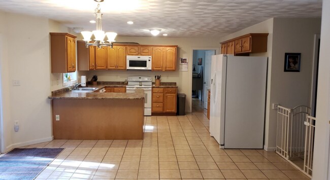 Photo - 10 Keneson St