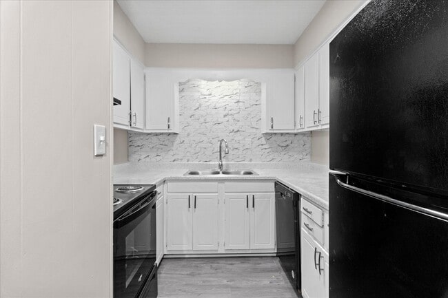 Chateau Apartments