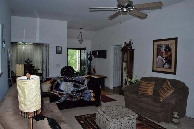 Photo - 581 Forest Hill Dr
