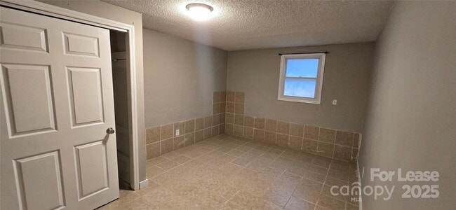 Photo - 508 Arlington Cir NW