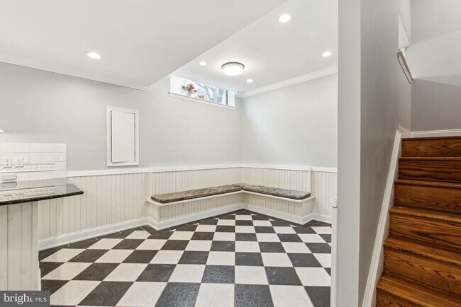 Photo - 2028 Arch St