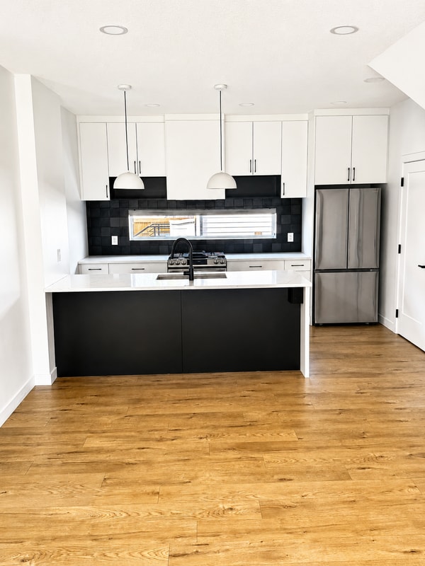 Photo - 12810-12113 113 Ave NW