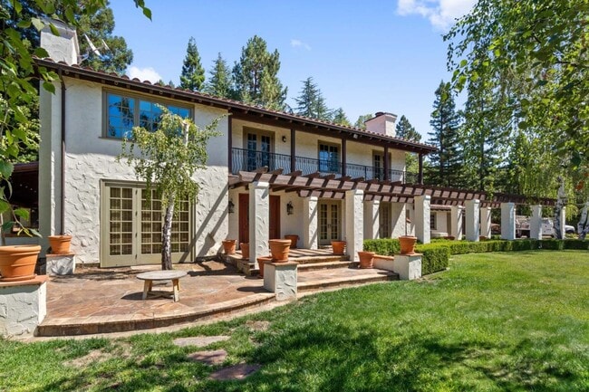 Photo - 190 Portola Rd