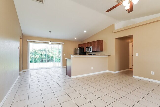 Photo - 2916 12th St SW