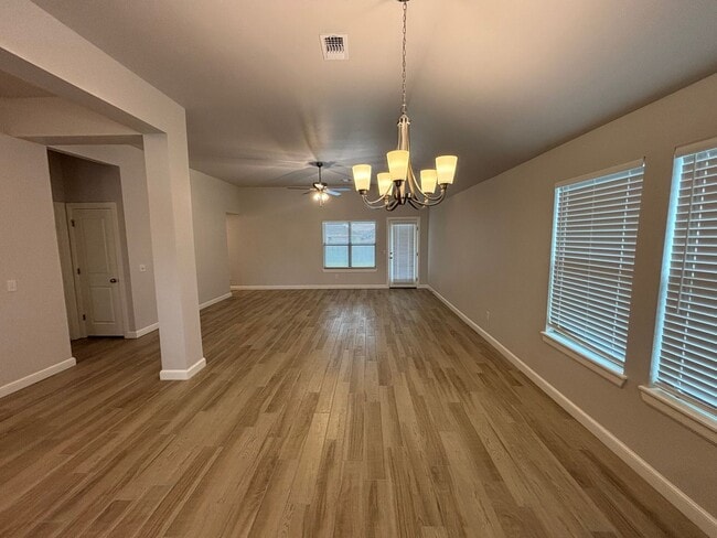 Photo - Wonderful 3 Bed 2 Bath Home in Norman