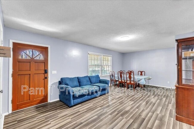 Photo - 11403 Largo Dr